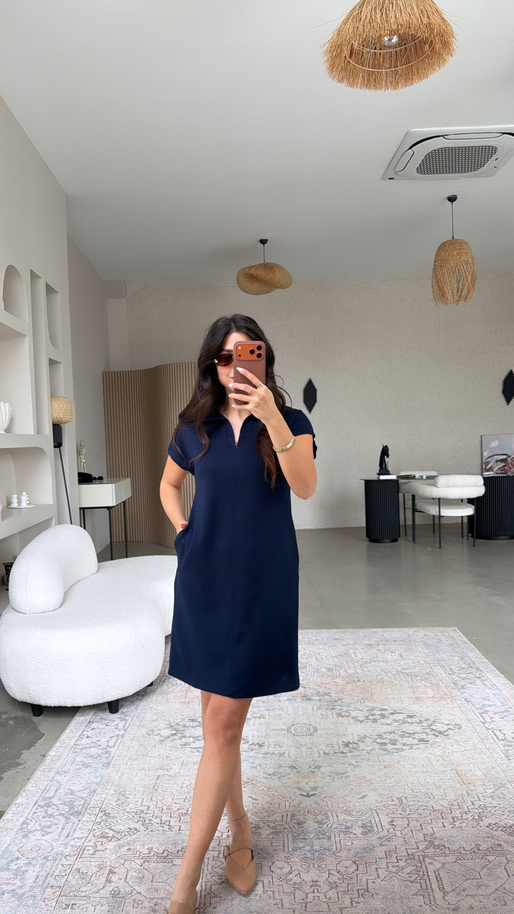 Lacivert Yakalı Önü Çımalı Cepli Basic Elbise