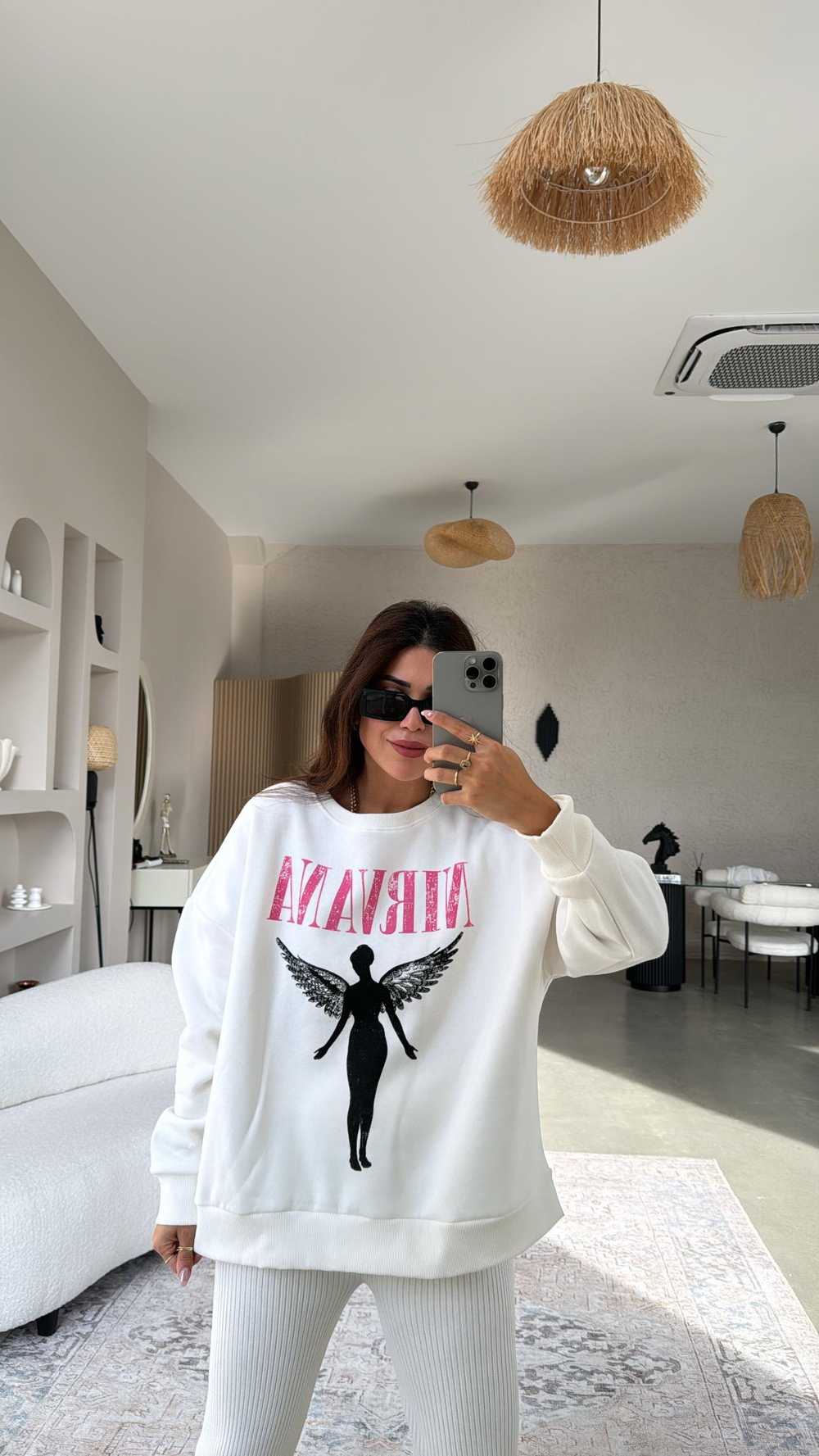 Nirvana Üç İplik Sweatshirt