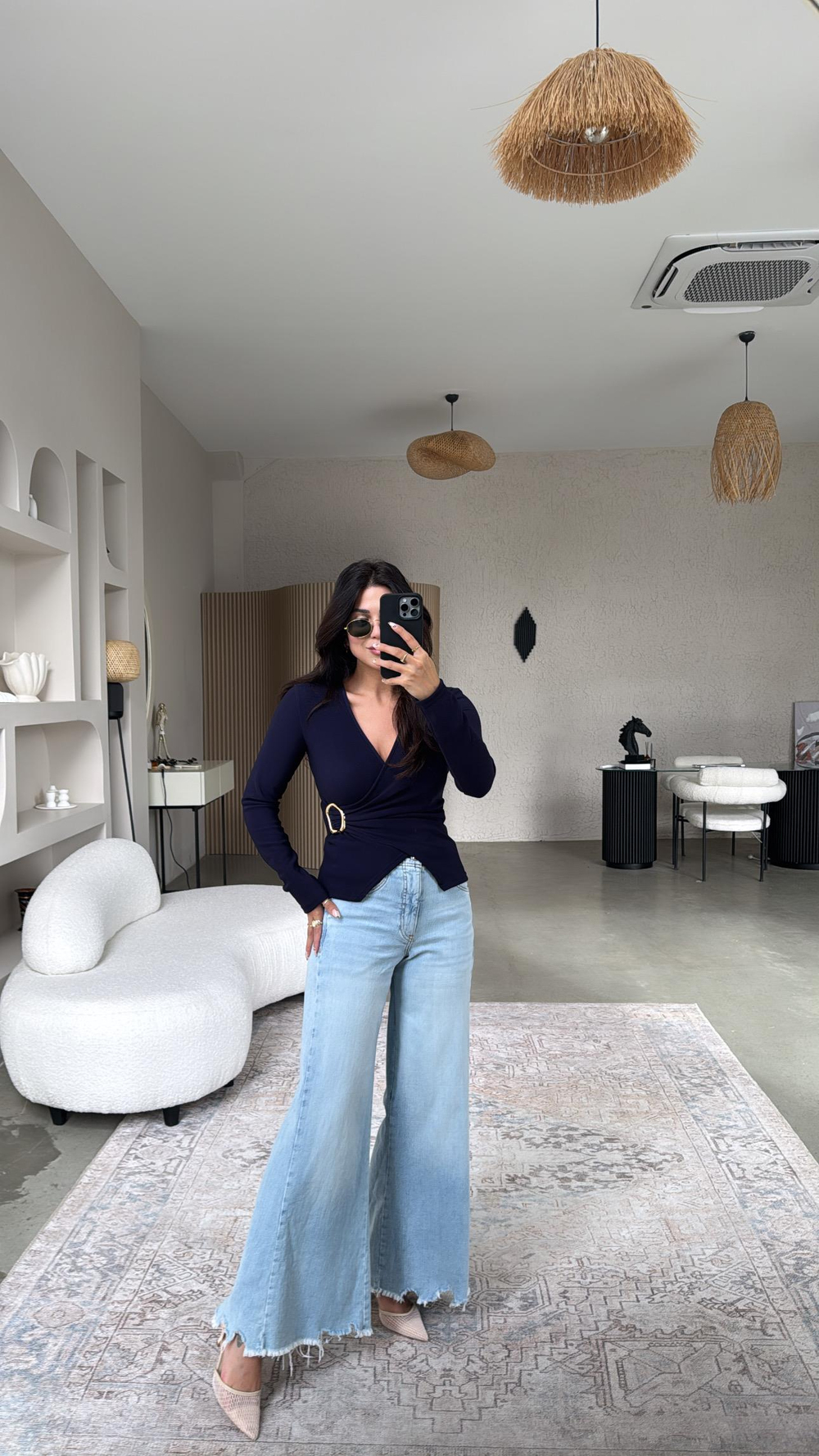 Paça Püskül Detaylı Buz Mavi Orijinal Bilek Jean