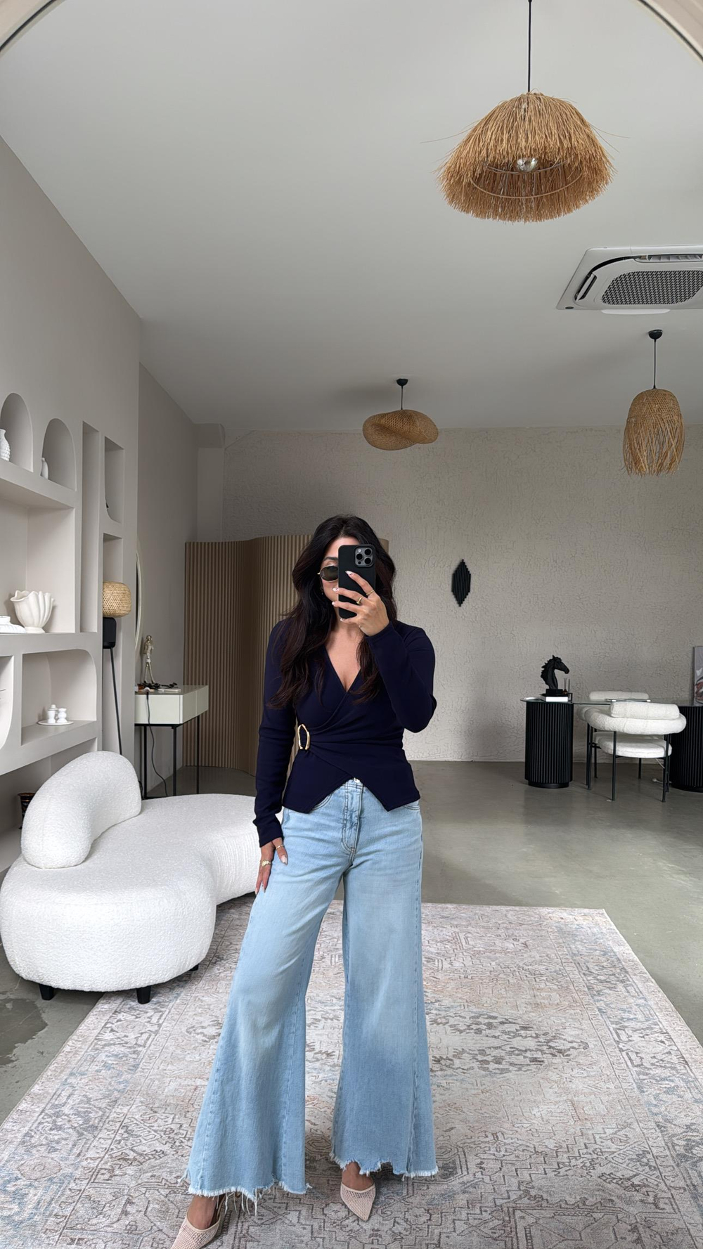 Paça Püskül Detaylı Buz Mavi Orijinal Bilek Jean