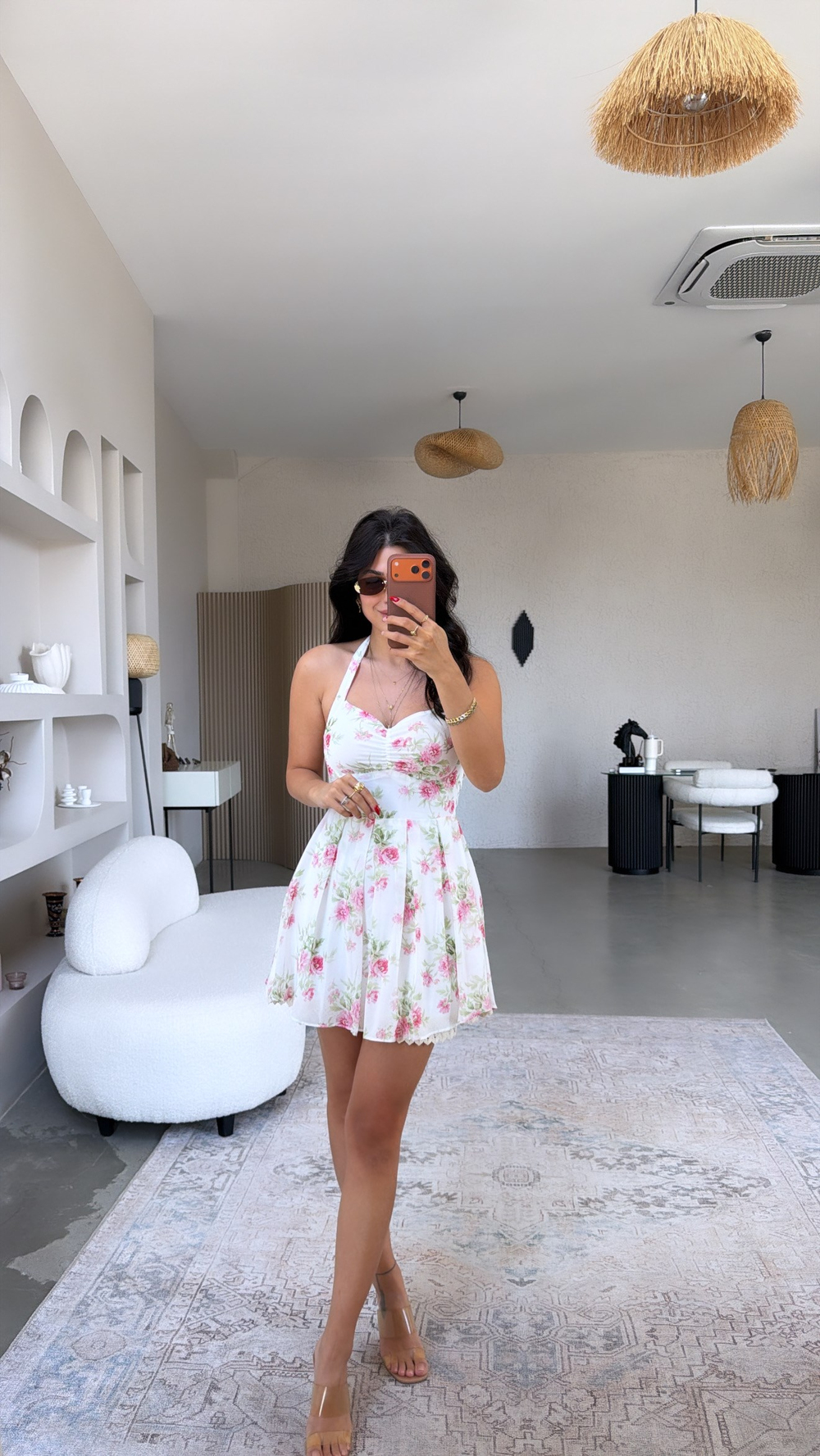 Pembe Çiçekli Boyundan Bağlamalı Şifon Mini Elbise