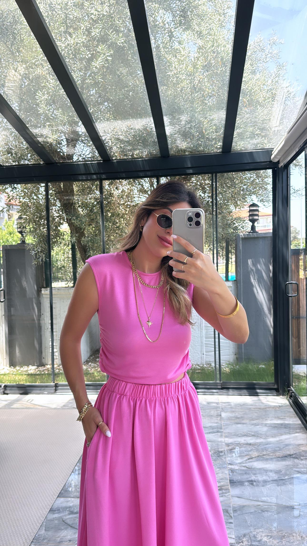 Pembe Etekli Takım