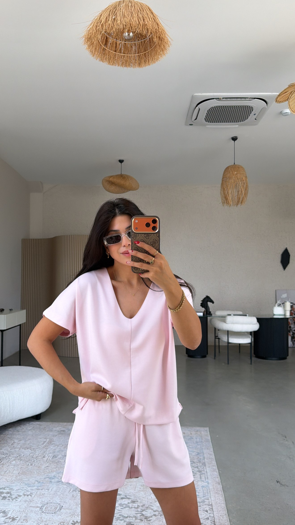 Pembe V Yaka Modal Şort Bluz Takım