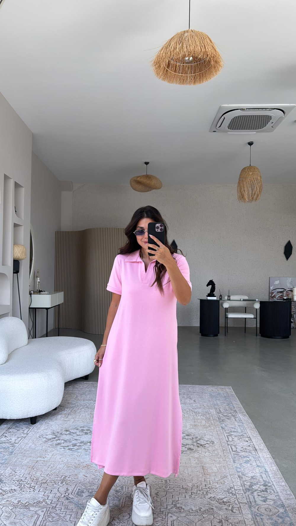Pembe Yakalı Uzun Modal Elbise