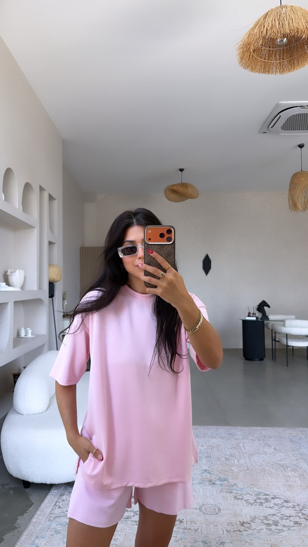 Pembe Yanı Minik Yırtmaçlı Oversize Modal Tshirt