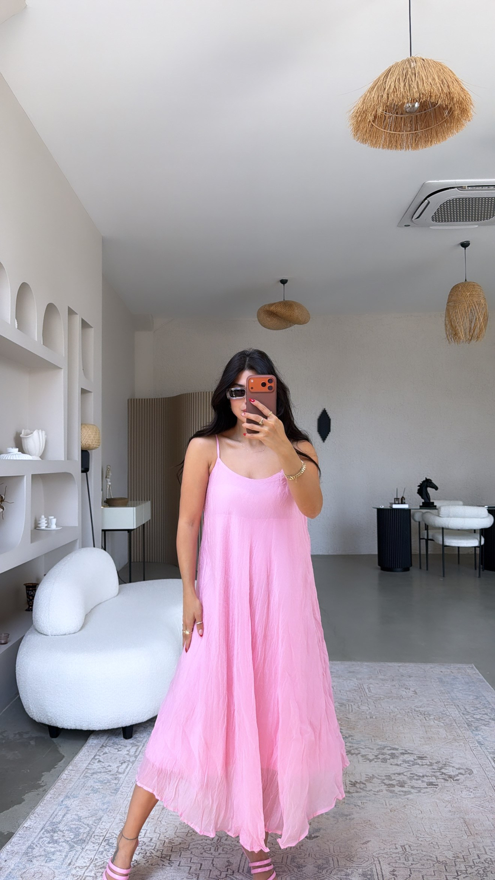 Şeker Pembe Kırışık Efektli Askılı Elbise