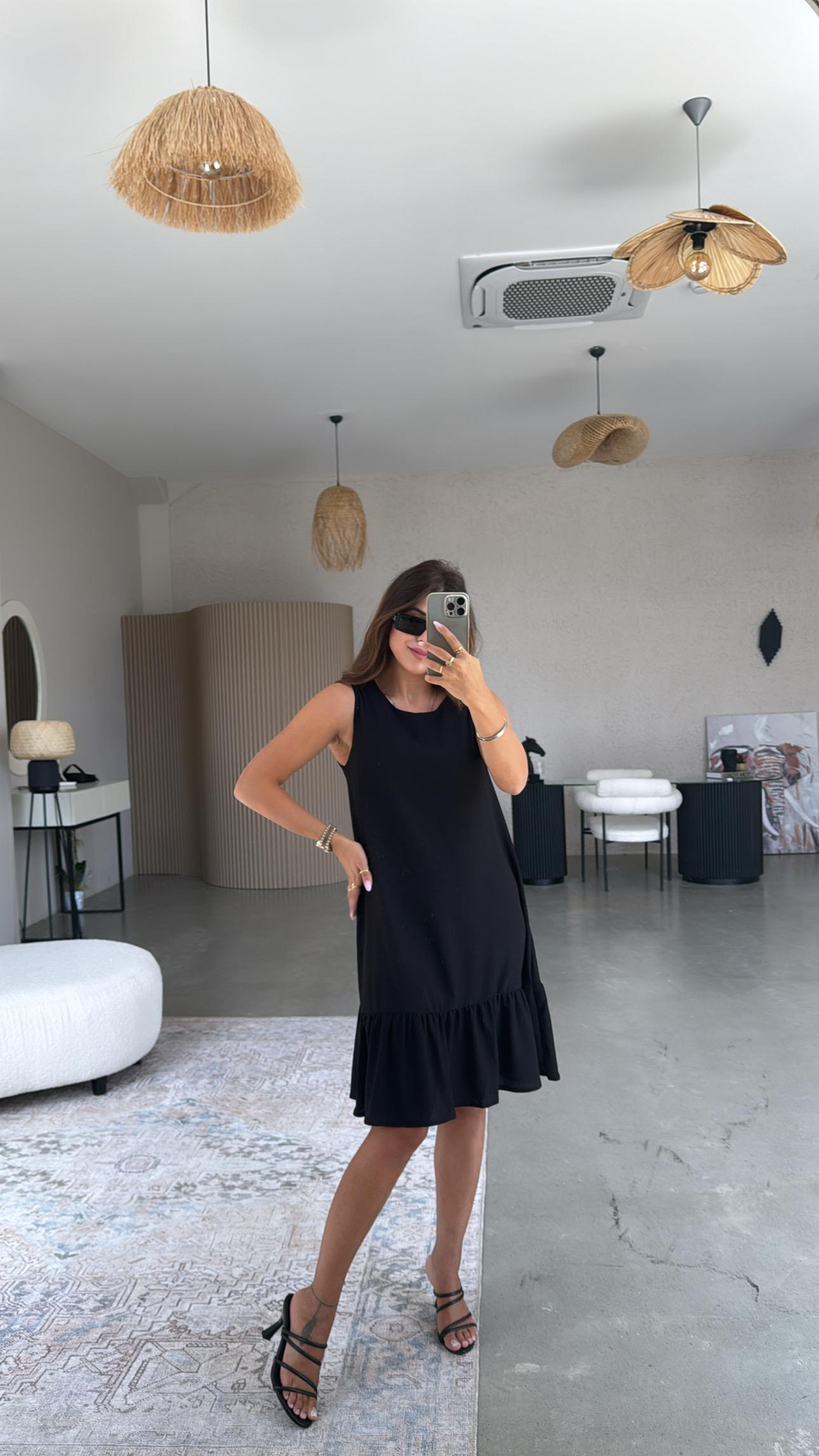 Siyah Altı Volanlı Bürümcük Elbise