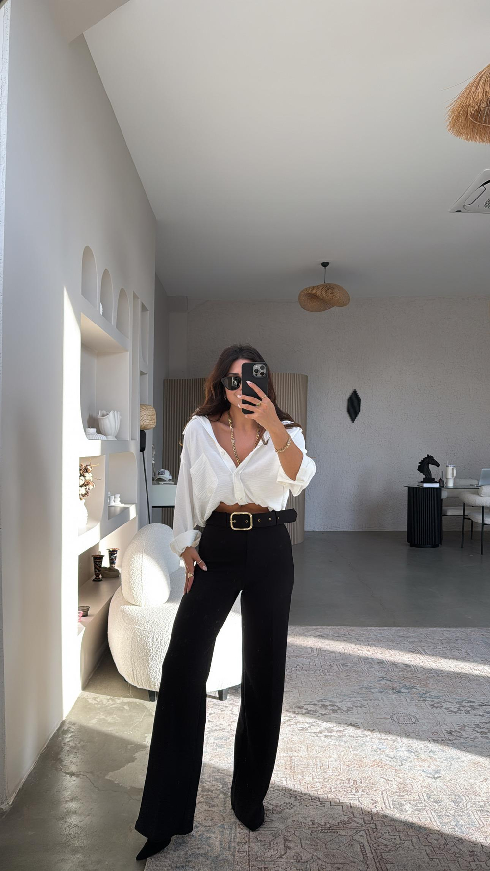 Siyah Gold Tokalı Kemerli Pantolon