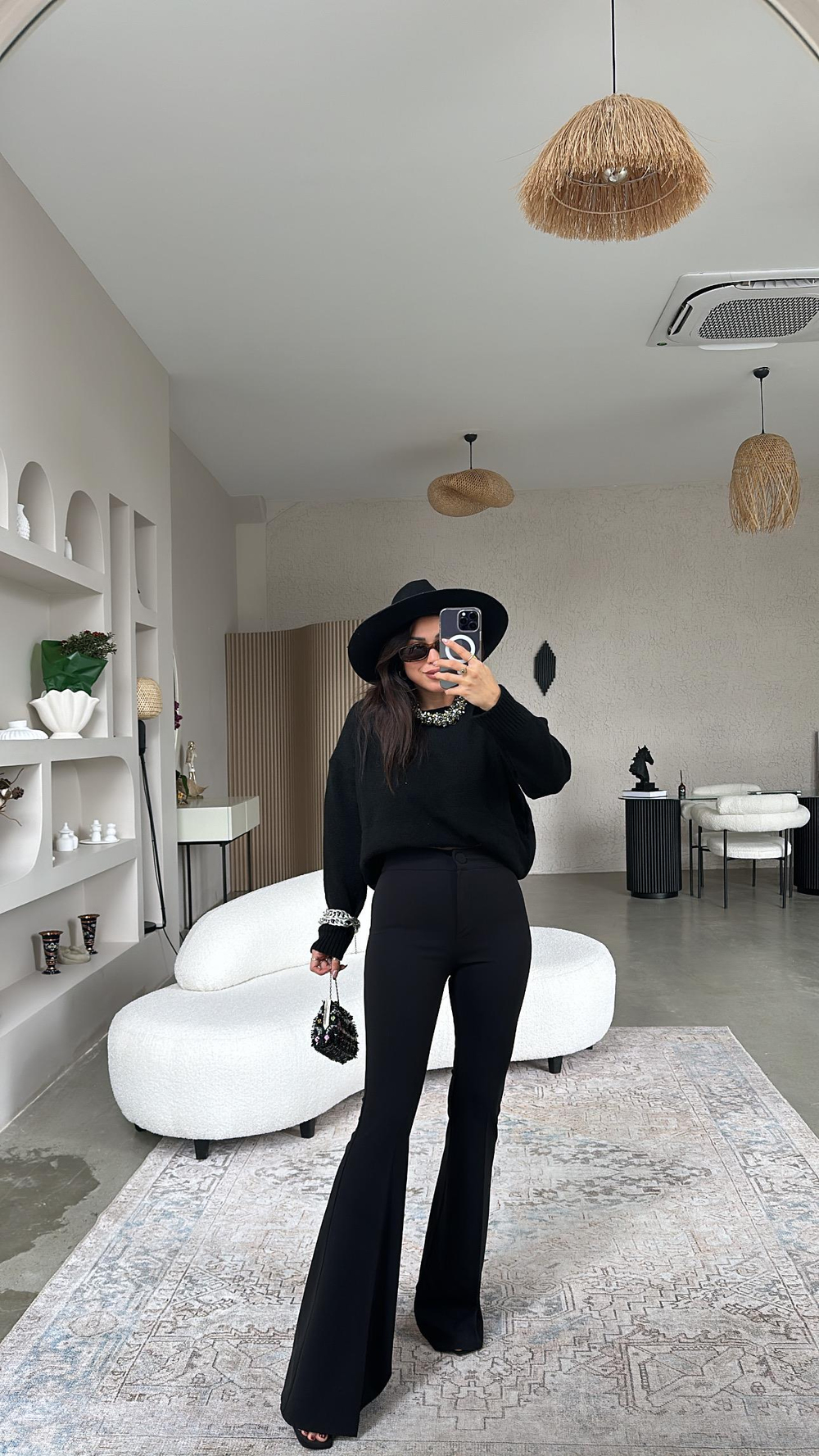Siyah Klasik Kaplama Düğmeli Kumaş Pantolon