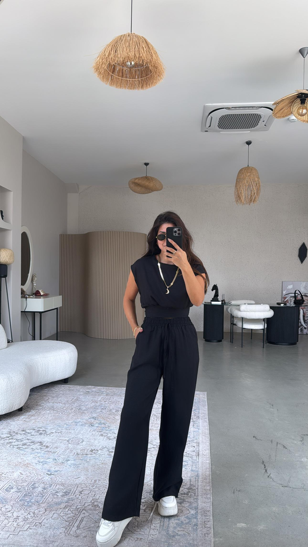 Siyah Kuşak Detaylı Pantolon Bluz Takım