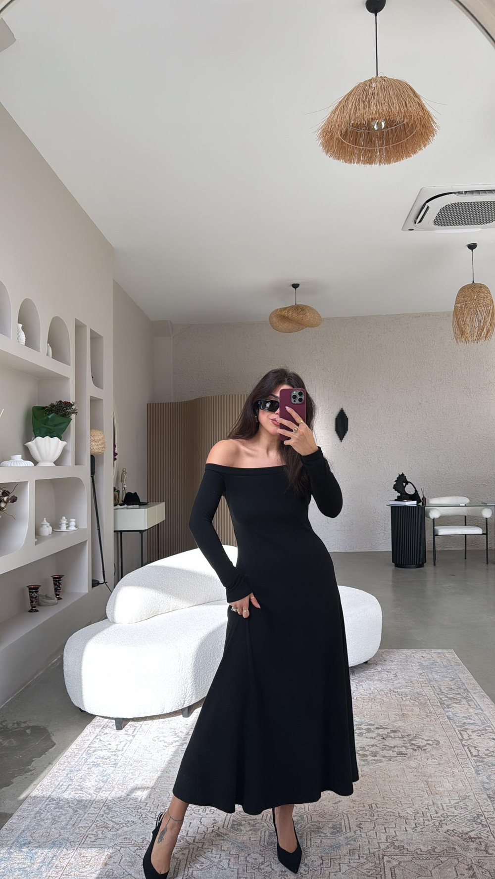 Siyah Madonna Yaka Maxi Çan Elbise
