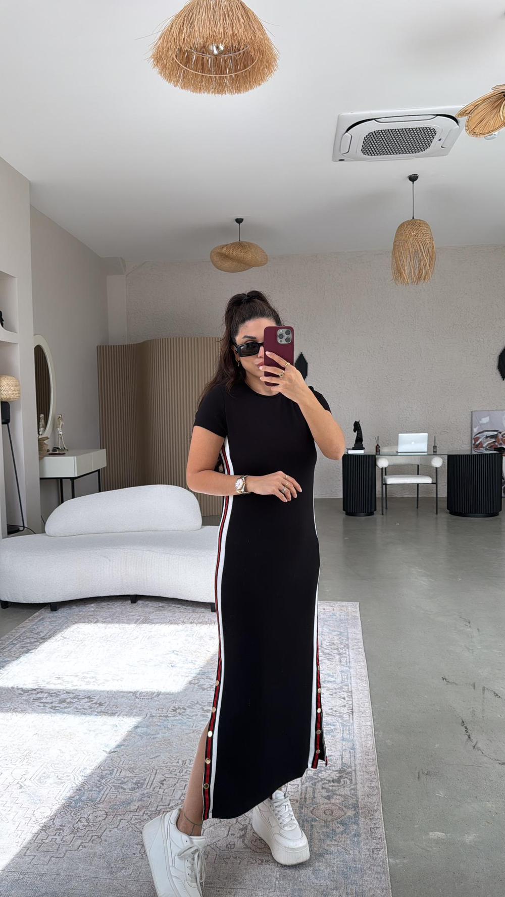 Siyah Modal Şeritli Çıtçıt Detaylı Elbise