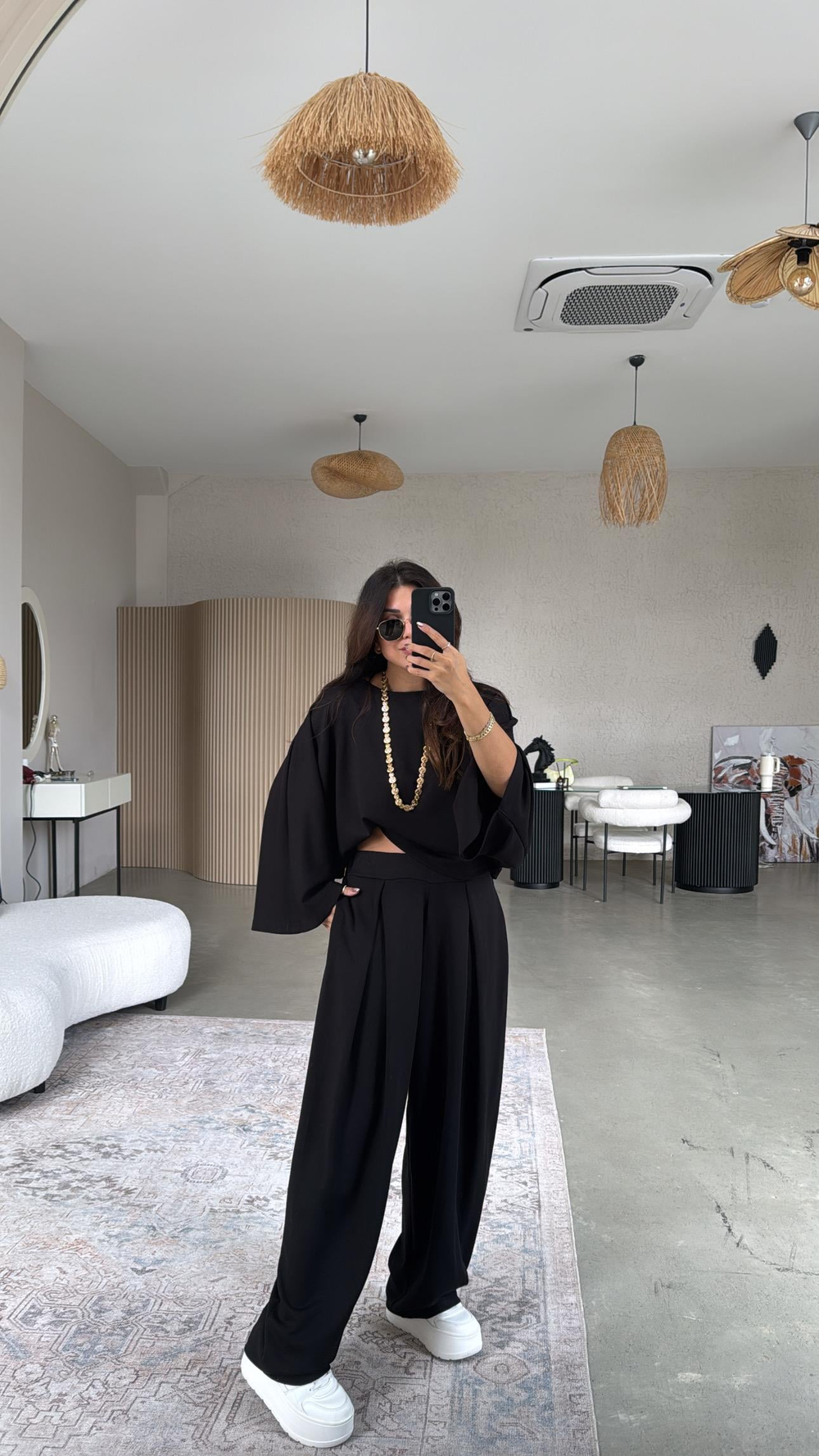 Siyah Ön Pile Detaylı Oys Model Takım
