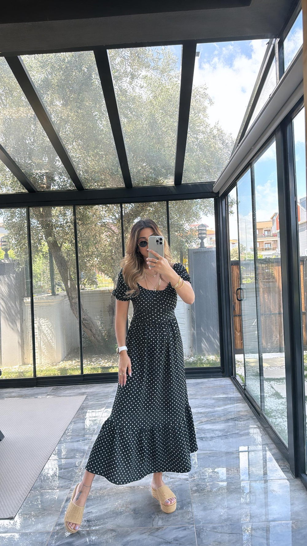 Siyah Puanlı Elbise