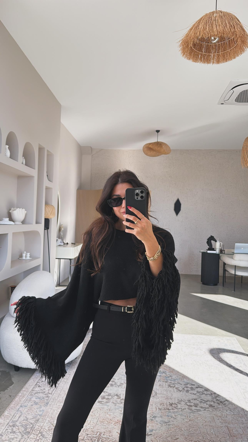 Siyah Püsküllü Kazak