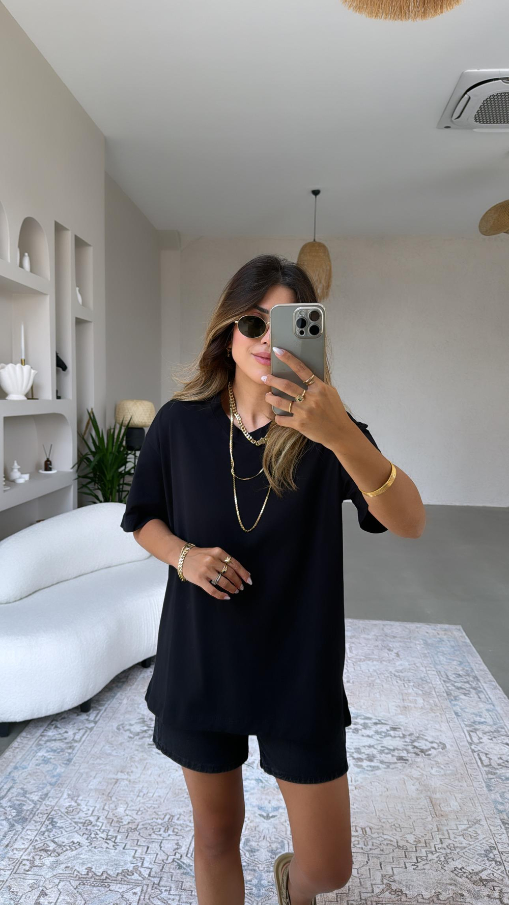 Siyah V Yaka Oversize Tshirt