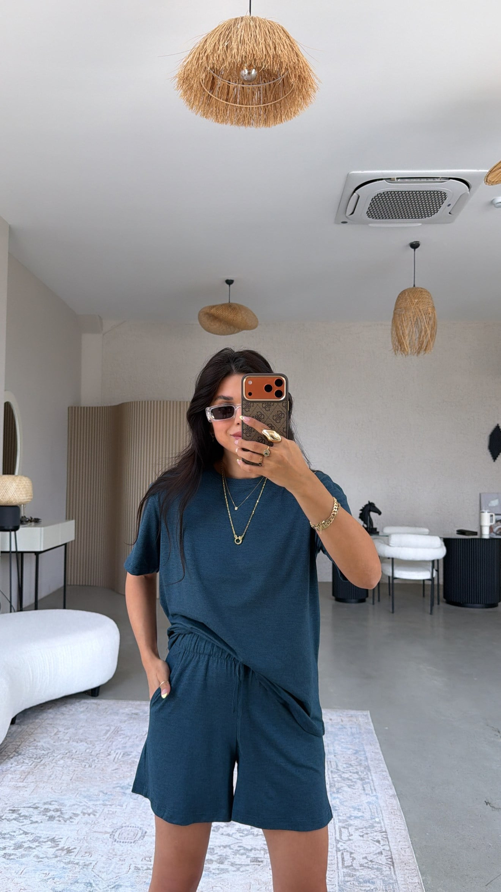 Zümrüt Kırçıllı Rahat Kumaş Şort Tshirt Takım