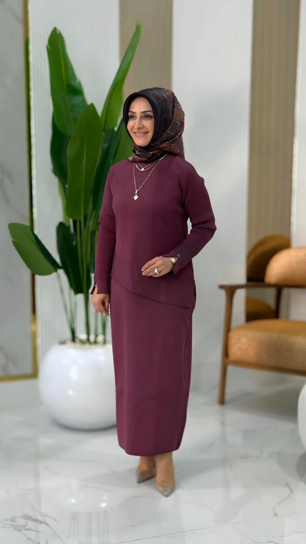 ARMİNE TREND ASİMETRİK KESİM ÇİZGİ DETAYLI ETEKLİ TAKIM MÜRDÜM- 25YTD6119