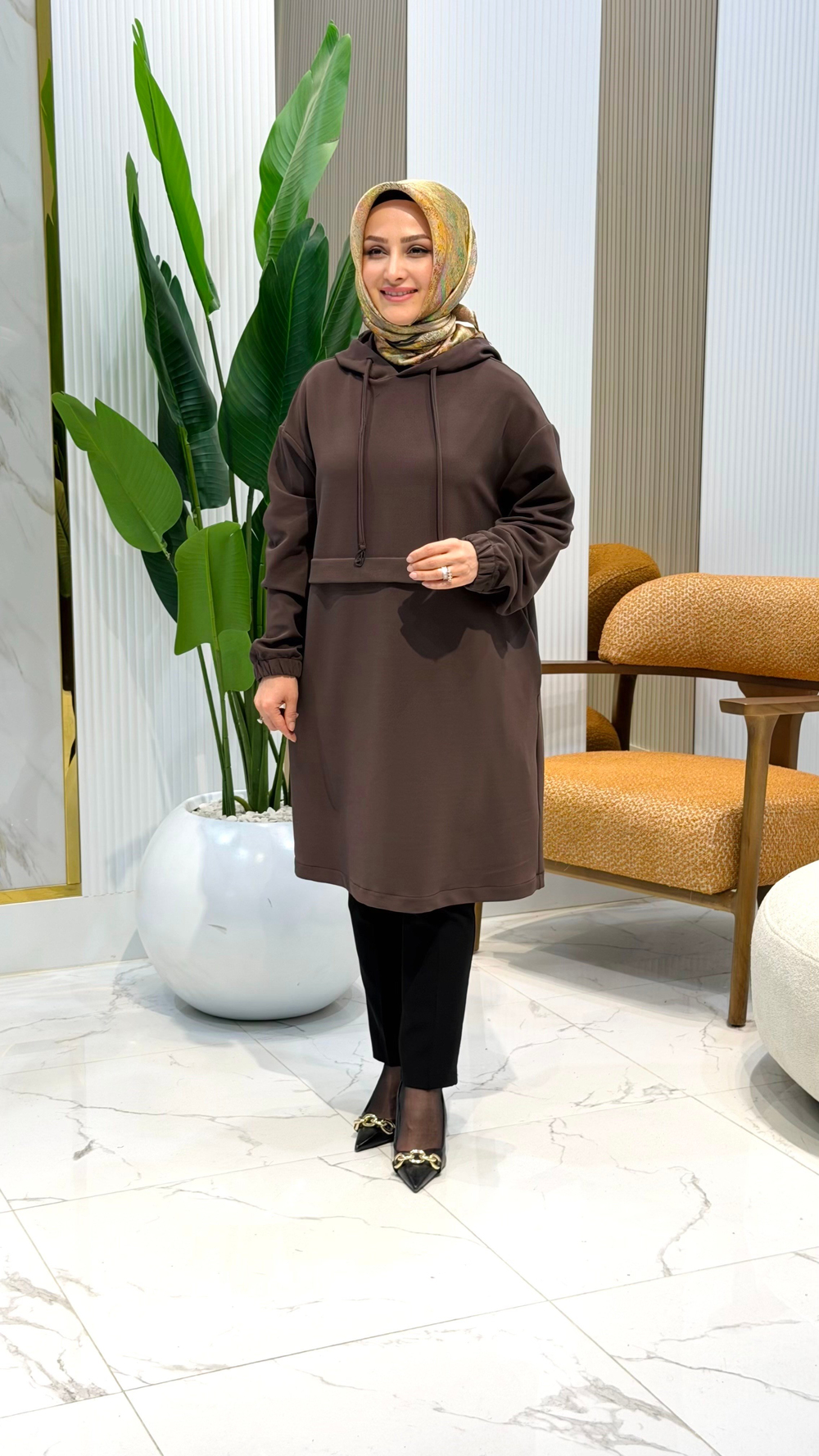 ARMİNE TREND YANDAN CEPLİ KOLLARI LASTİKLİ FİTİLLİ TUNİK KAHVERENGİ -25KT462