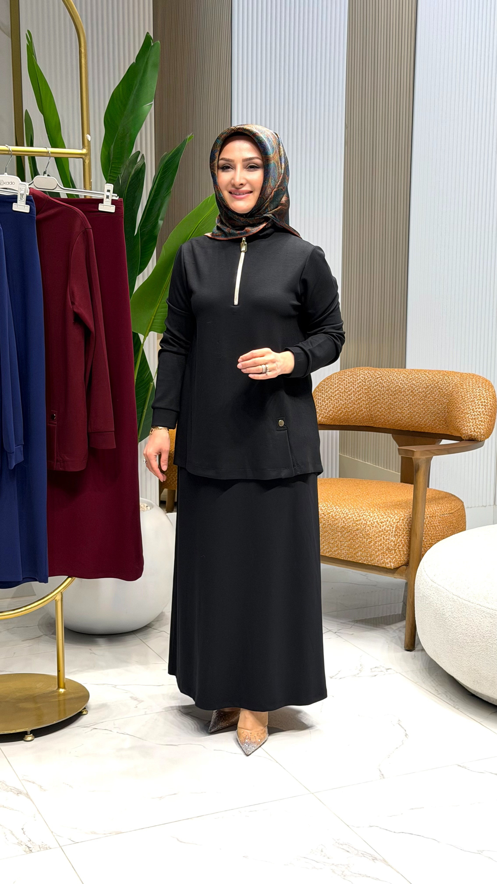 KADO ÖN FERMUAR DETAYLI ETEKLİ TAKIM SİYAH- 257392