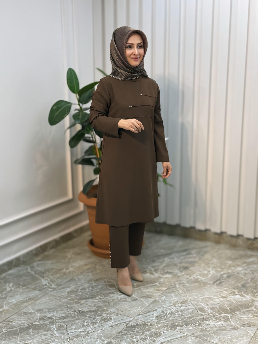 ÖNÜ NERVÜRLÜ TAŞ DETAYLI PANTOLONLU TAKIM-4190