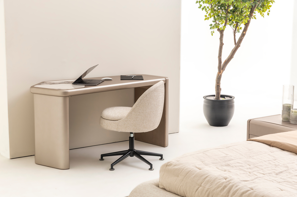 LUİS ÇALIŞMA MASASI