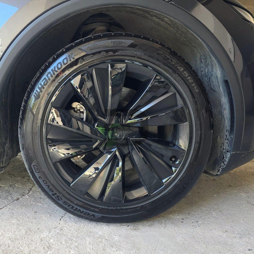 Model Y 2025 Juniper 19