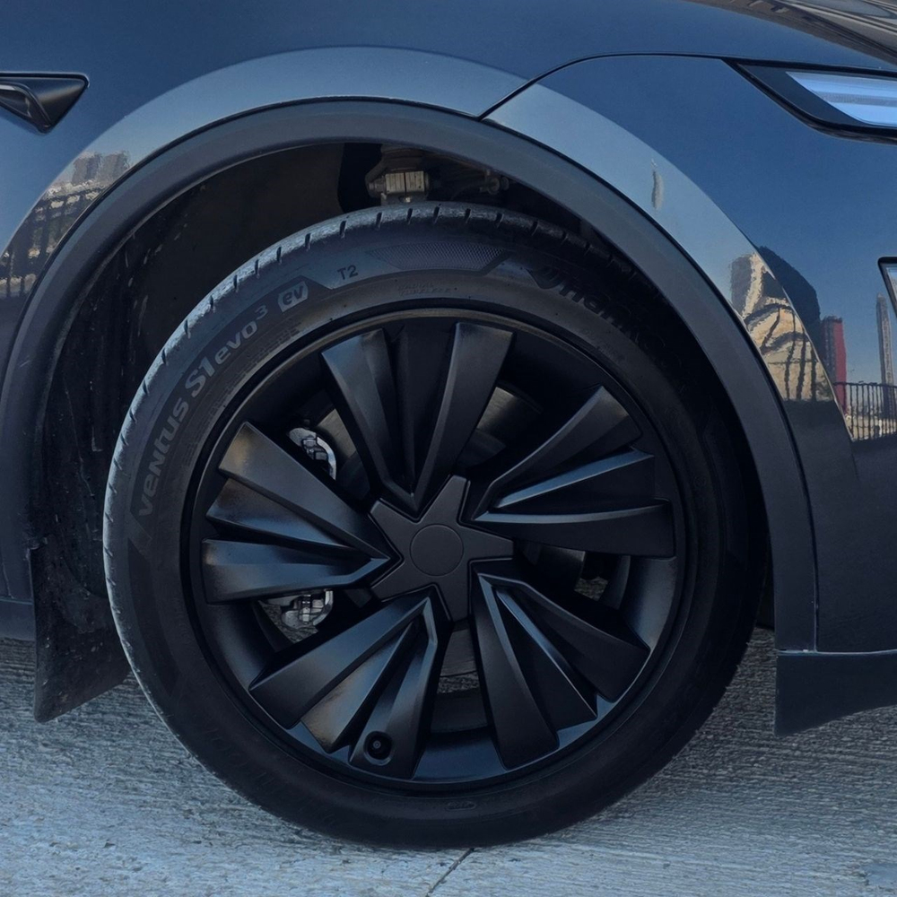 Model Y 2025 Juniper 19