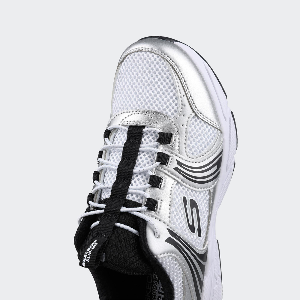 Retro Graph - Classic Kicks