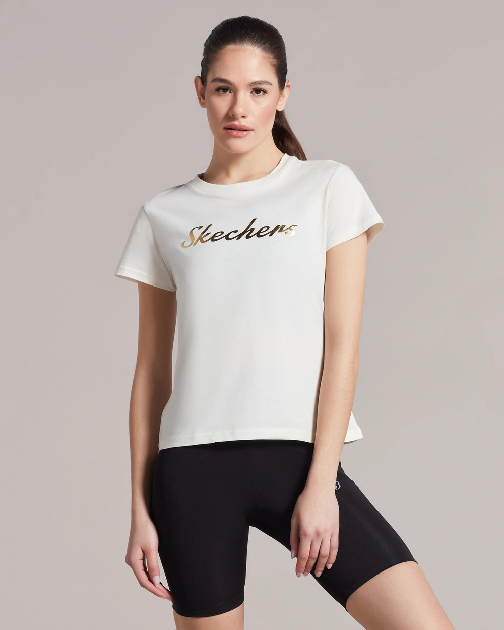 Skechers W Graphic Tee Shiny Logo T-Shirt Kadın Beyaz Bisiklet Yaka Tshirt