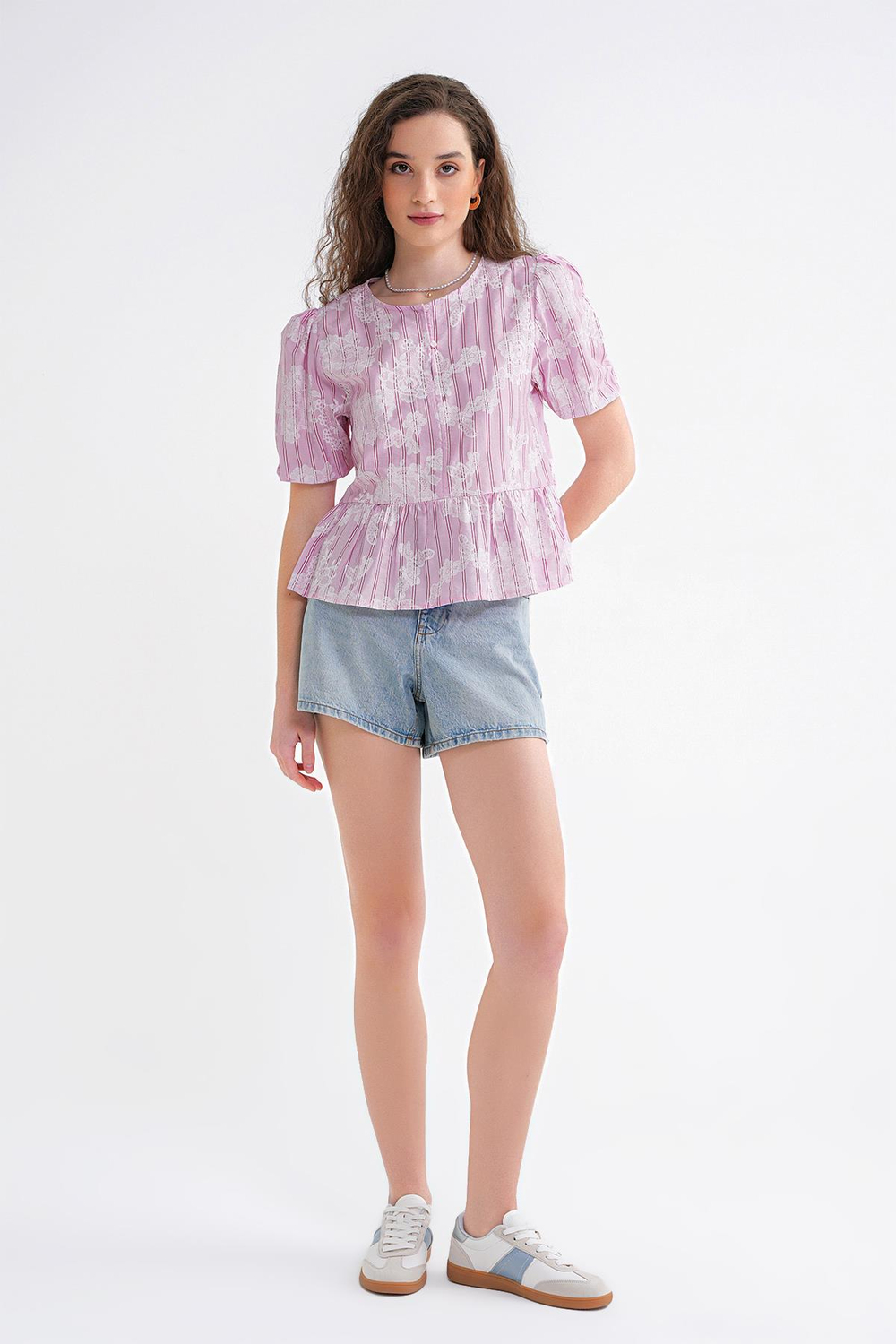 4701 Kadın Çiçek Baskılı Peplum Bluz Pembe