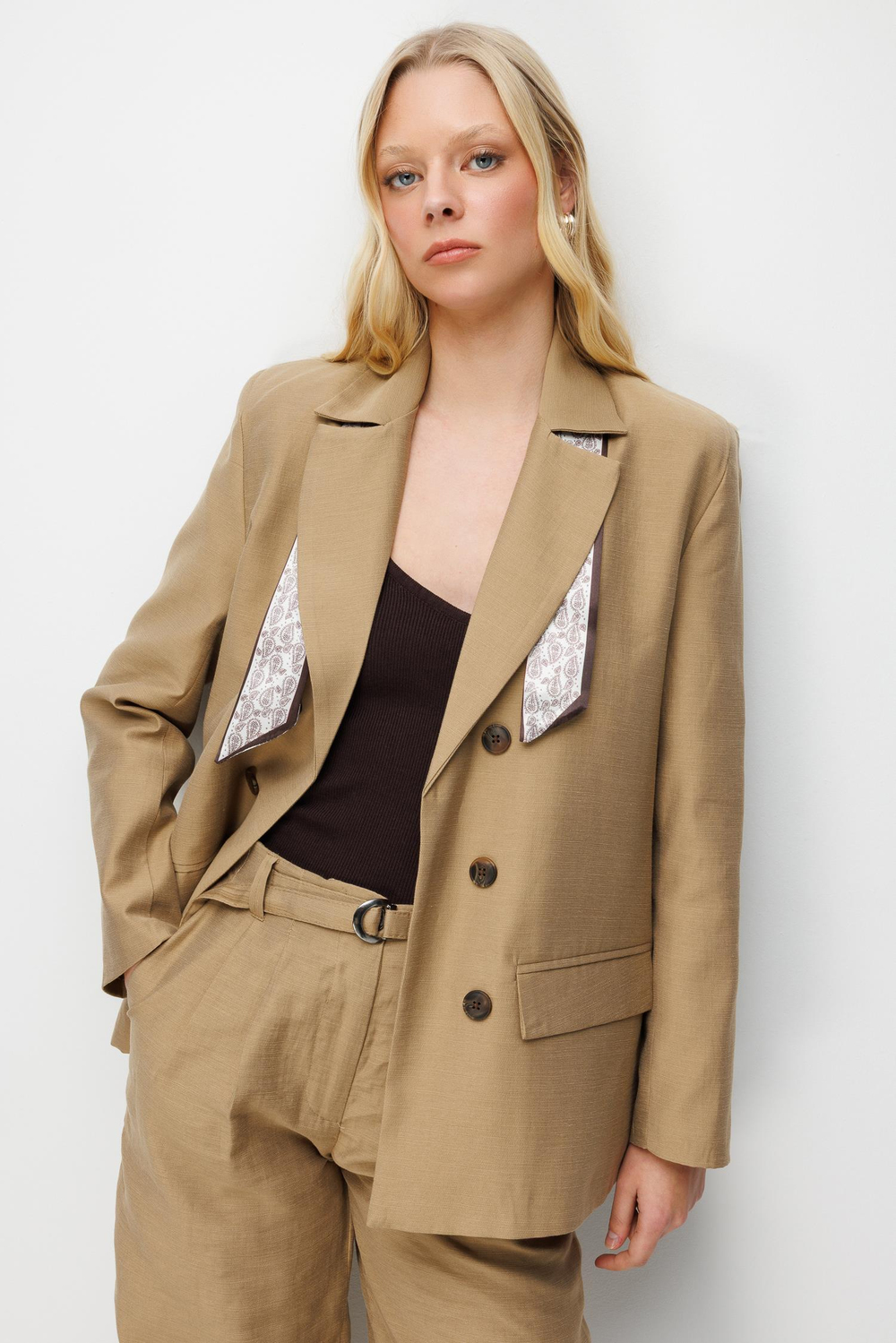 4809 Kadın Keten Blazer Ceket Camel
