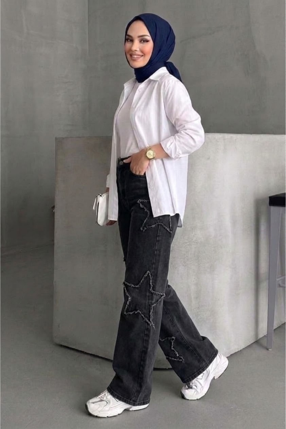 Kadın Yıldız Detaylı Kot Pantolon- Siyah