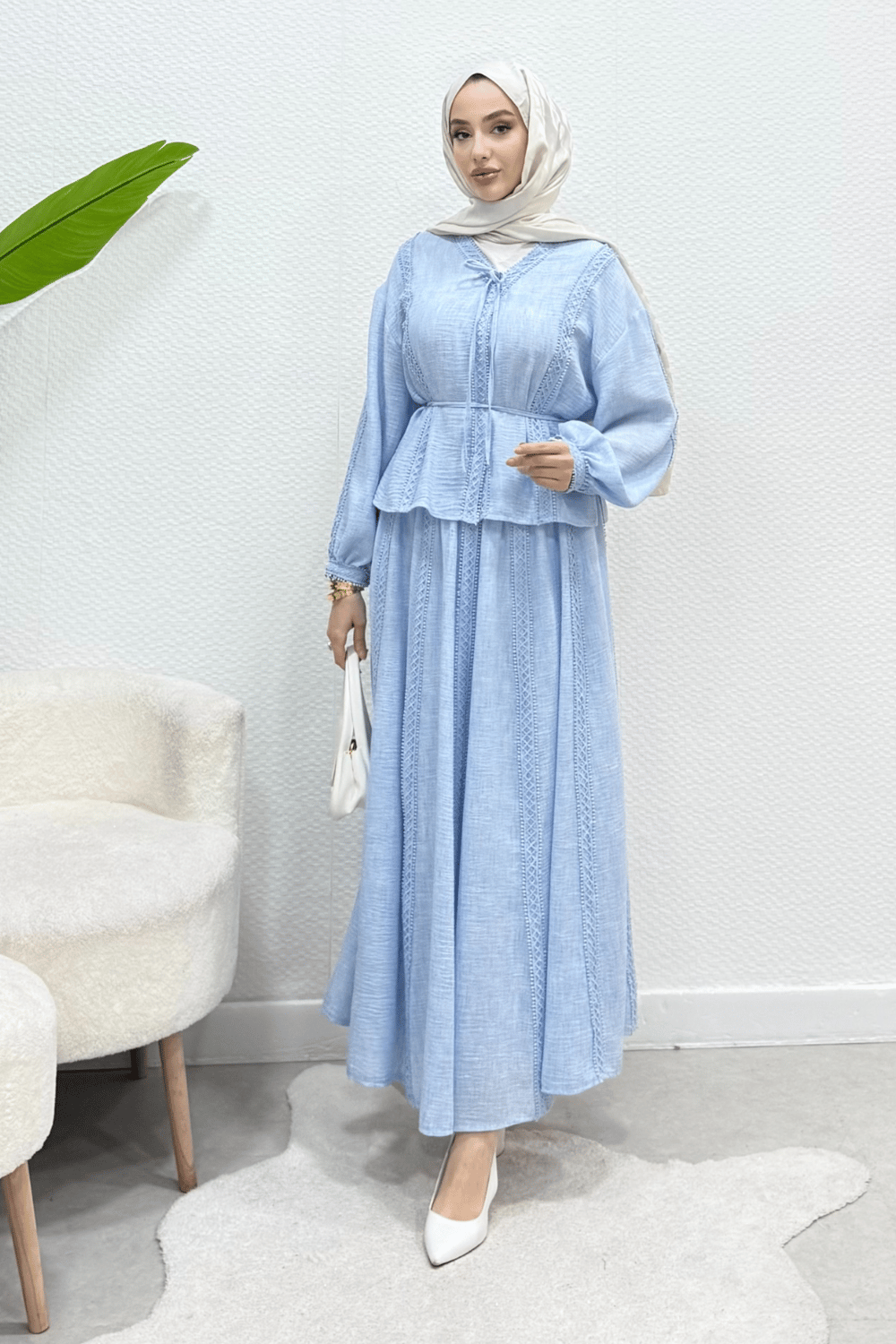 Natia Dantelli Keten Kumaş Astarlı Tesettür Takım- Bebe Mavisi