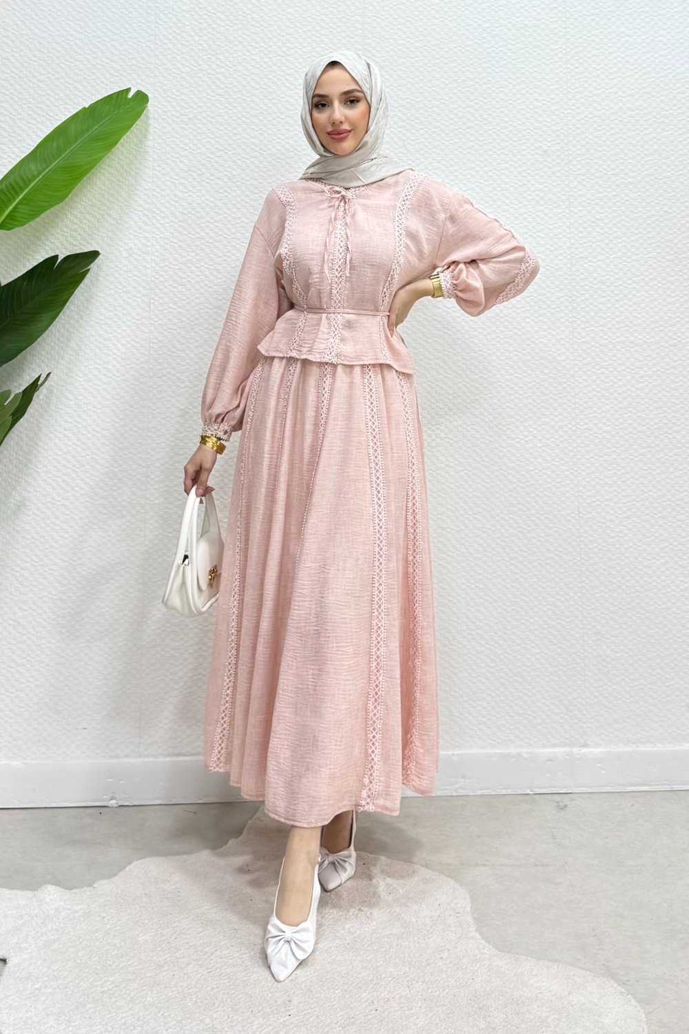 Natia Dantelli Keten Kumaş Astarlı Tesettür Takım- Pembe