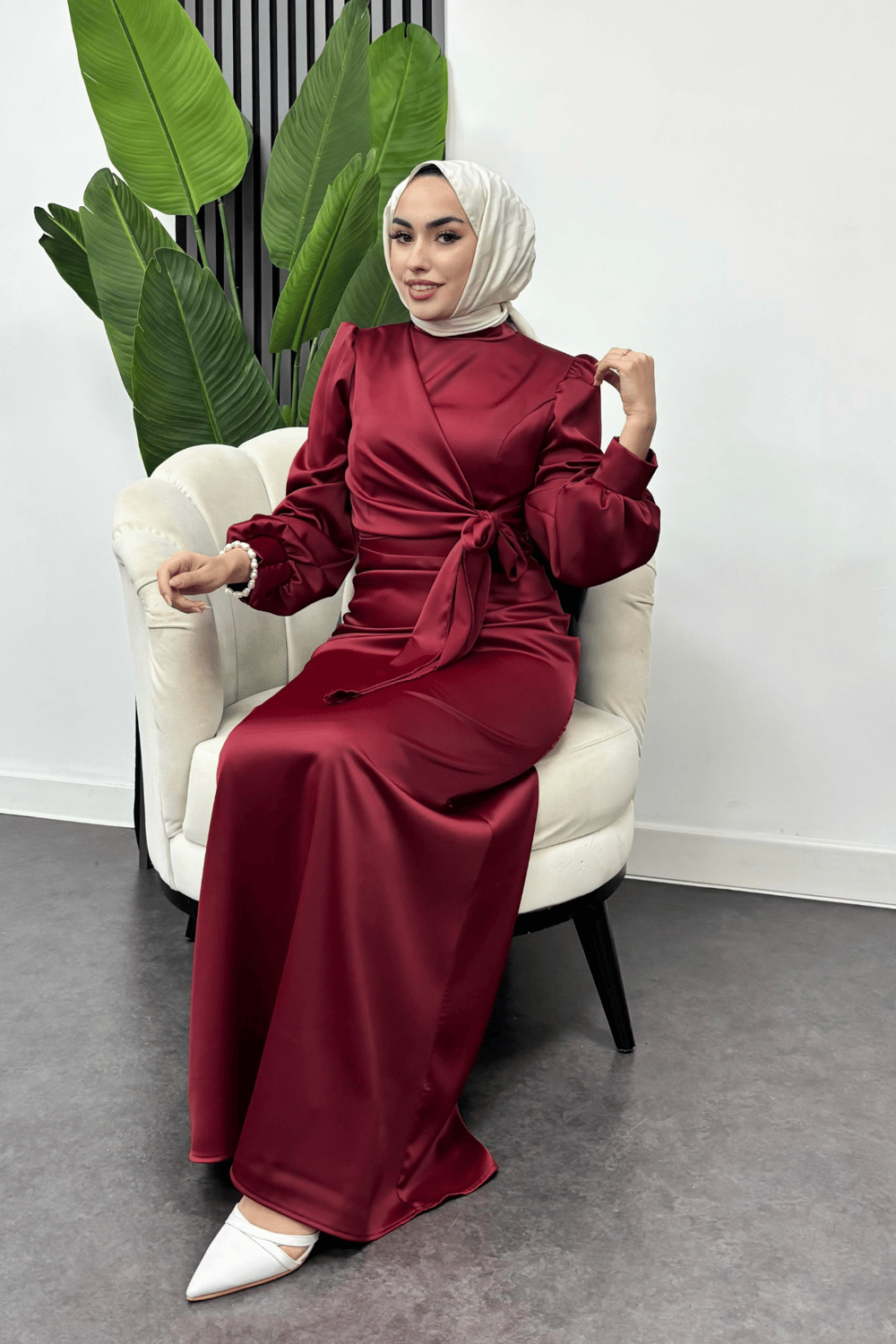 Roya Model Yandan Bağlamalı Saten Abiye-Bordo
