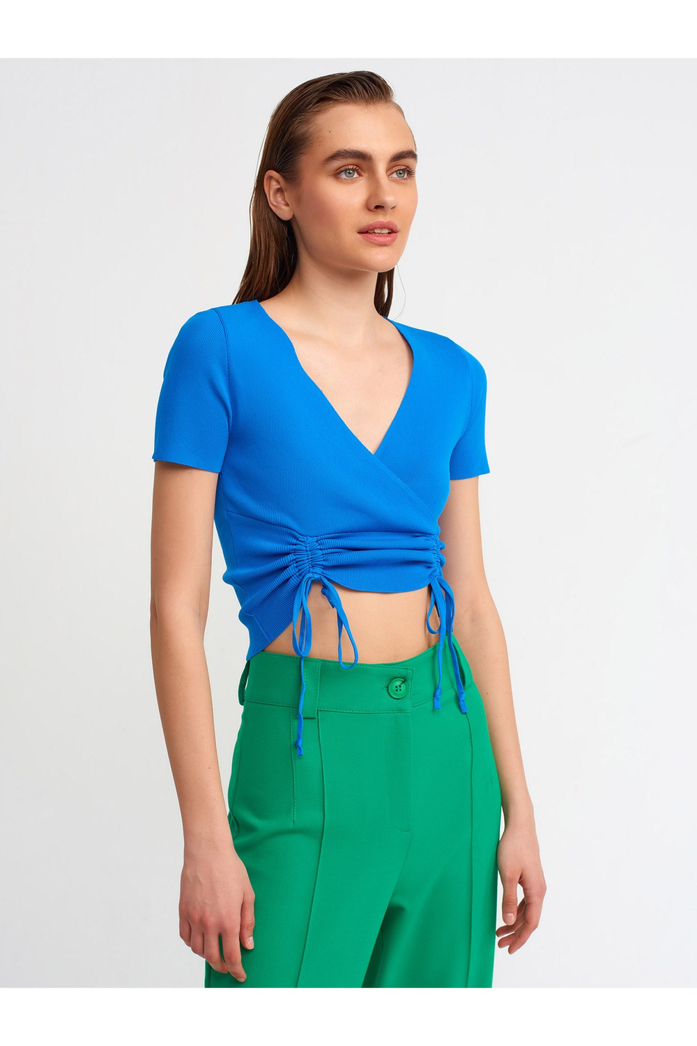 10194 Kruvaze Yaka Önü Büzgülü Triko Crop-saks