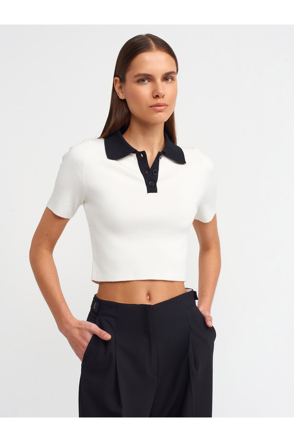 10535 Polo Yaka Düğmeli Triko Top-Ekru-Siyah