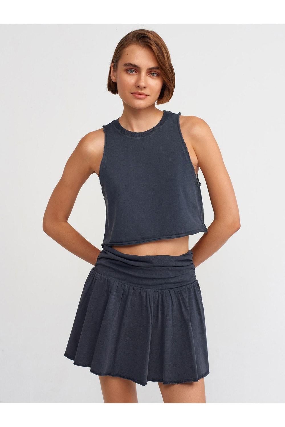 20676-yikamali-crop-top-antrasit-29-5dd.jpg