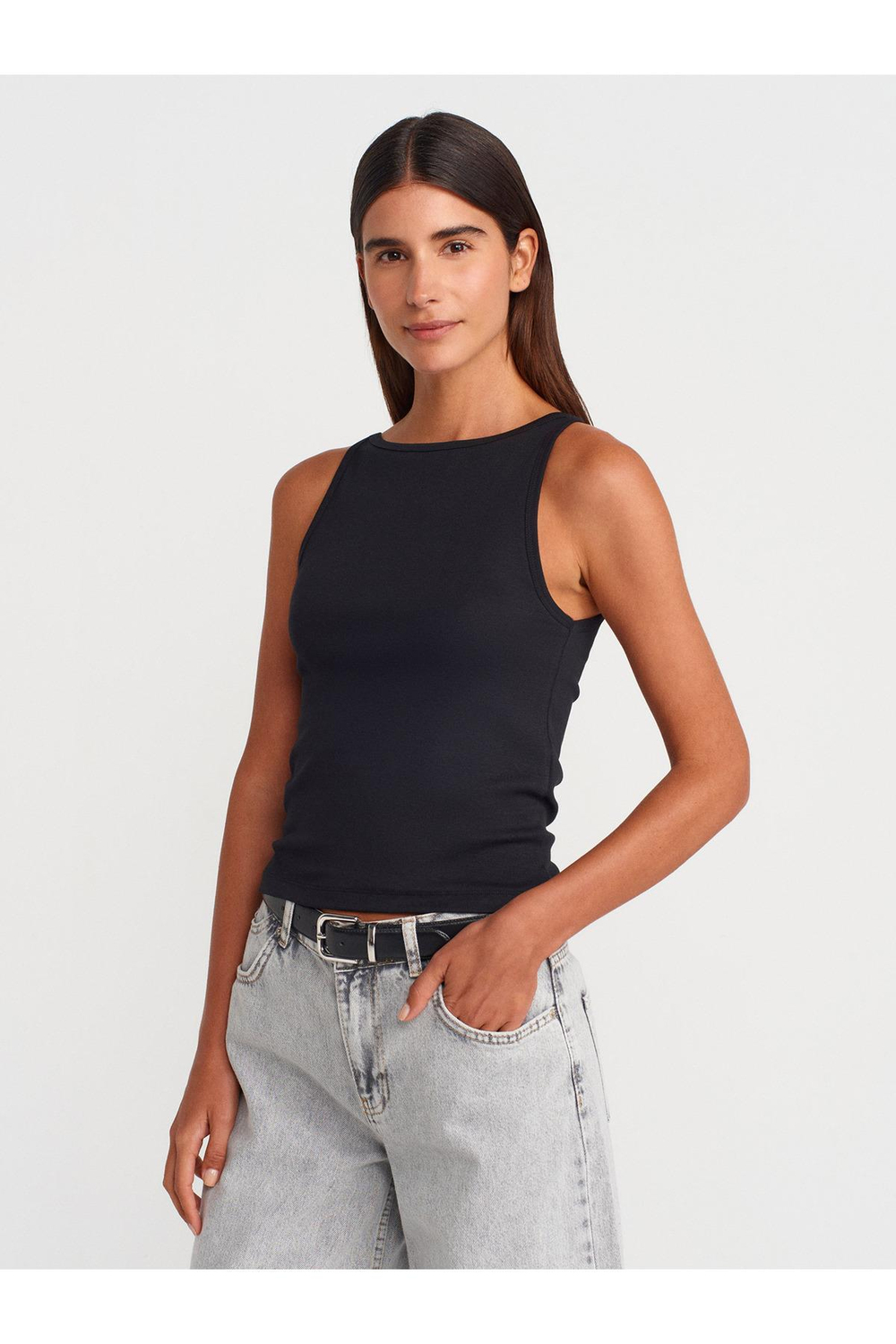 21048-halter-yaka-top-siyah-f3c-94.jpg