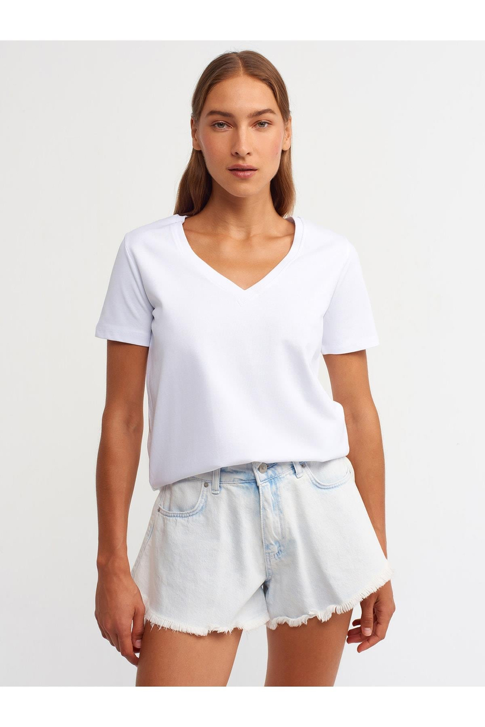 30146-30146-v-yaka-tshirt-beyaz-3f-98a.jpg
