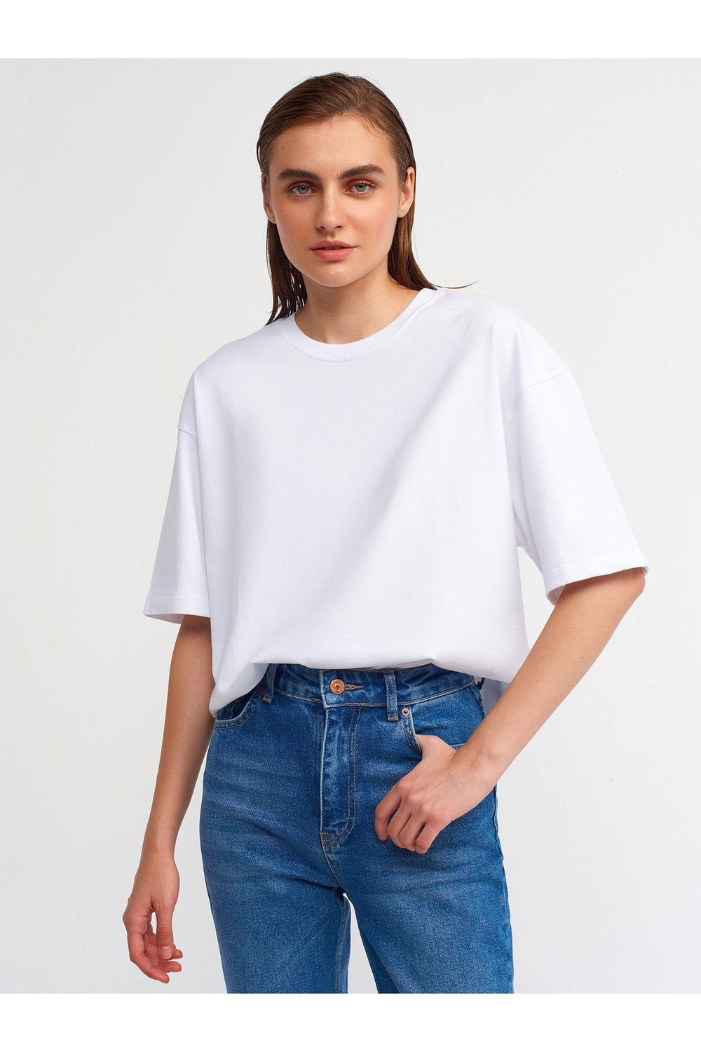 30149-oversize-tshirt-beyaz-8f-948.jpg