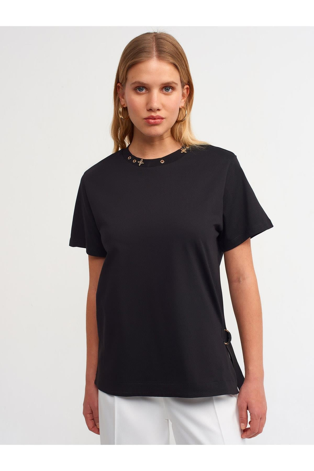 30188-serit-detayli-t-shirt-siyah-2f9f70.jpg