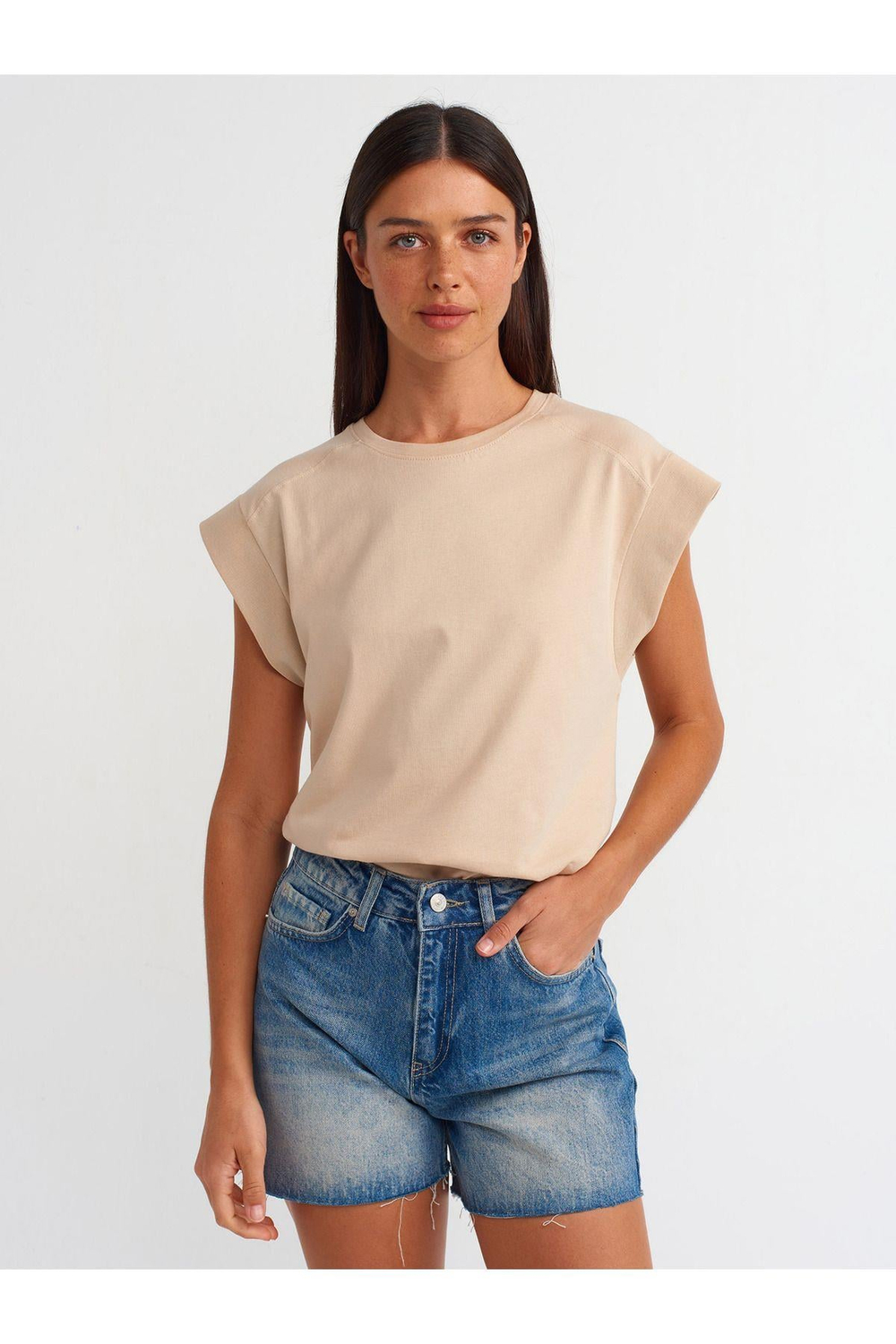 30724-pamuklu-t-shirt-acik-bej--5dc1-.jpg