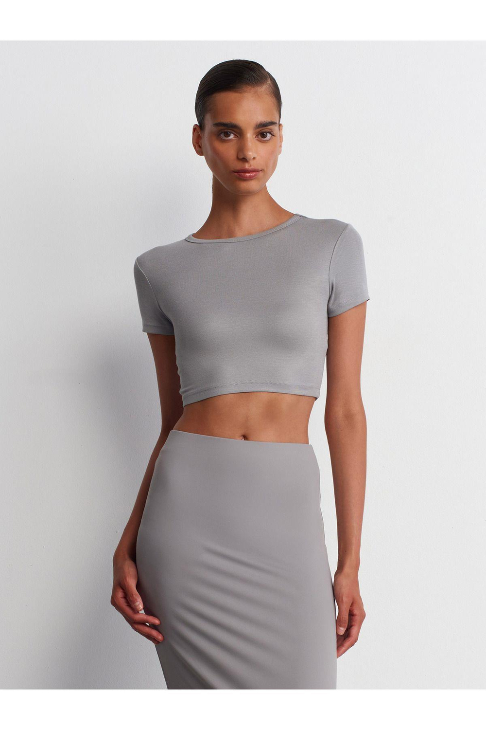 31104-modal-crop-top-gri-5f-196.jpg