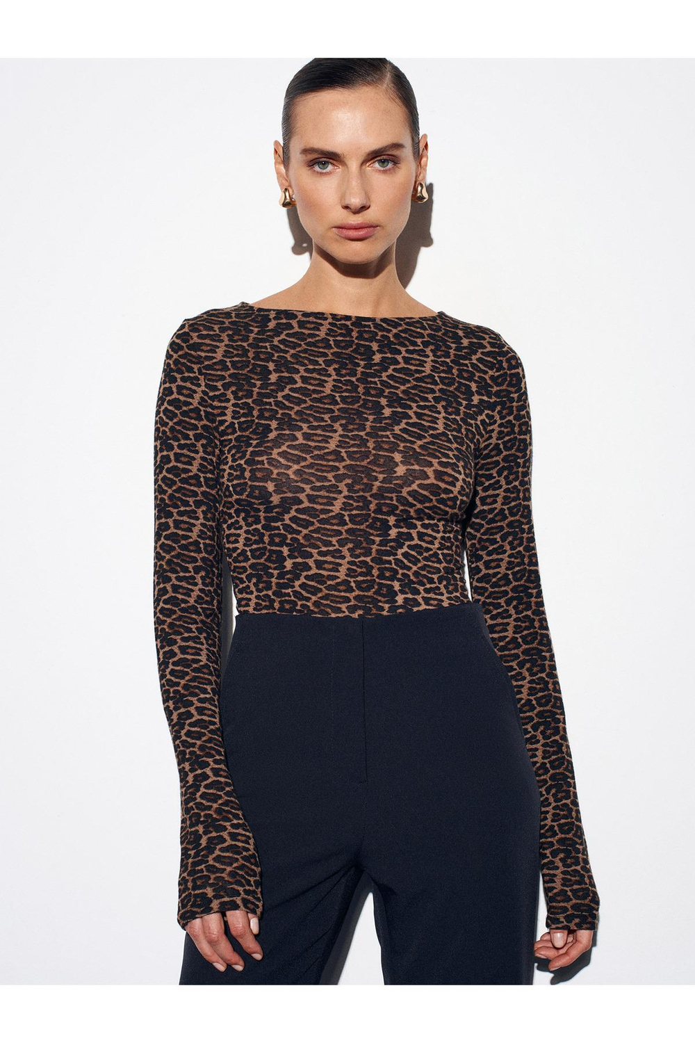 32206-leopar-desen-kayik-yaka-top-kahv--7cead.jpg