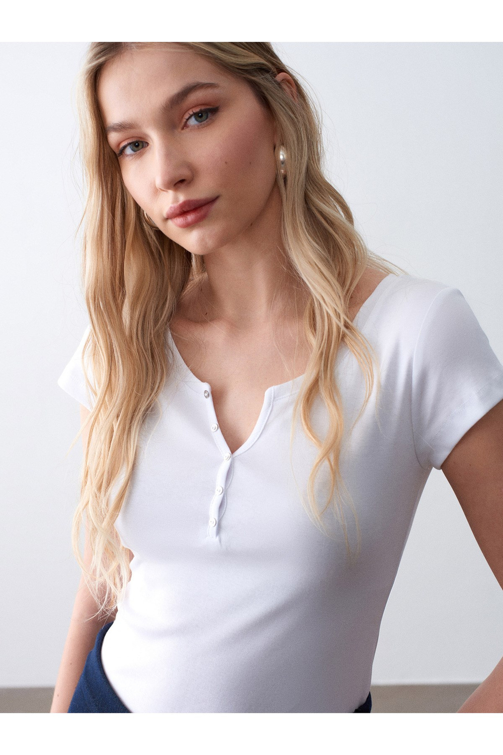 32688-100-pamuk-basic-t-shirt-beyaz-ab38-d.jpg