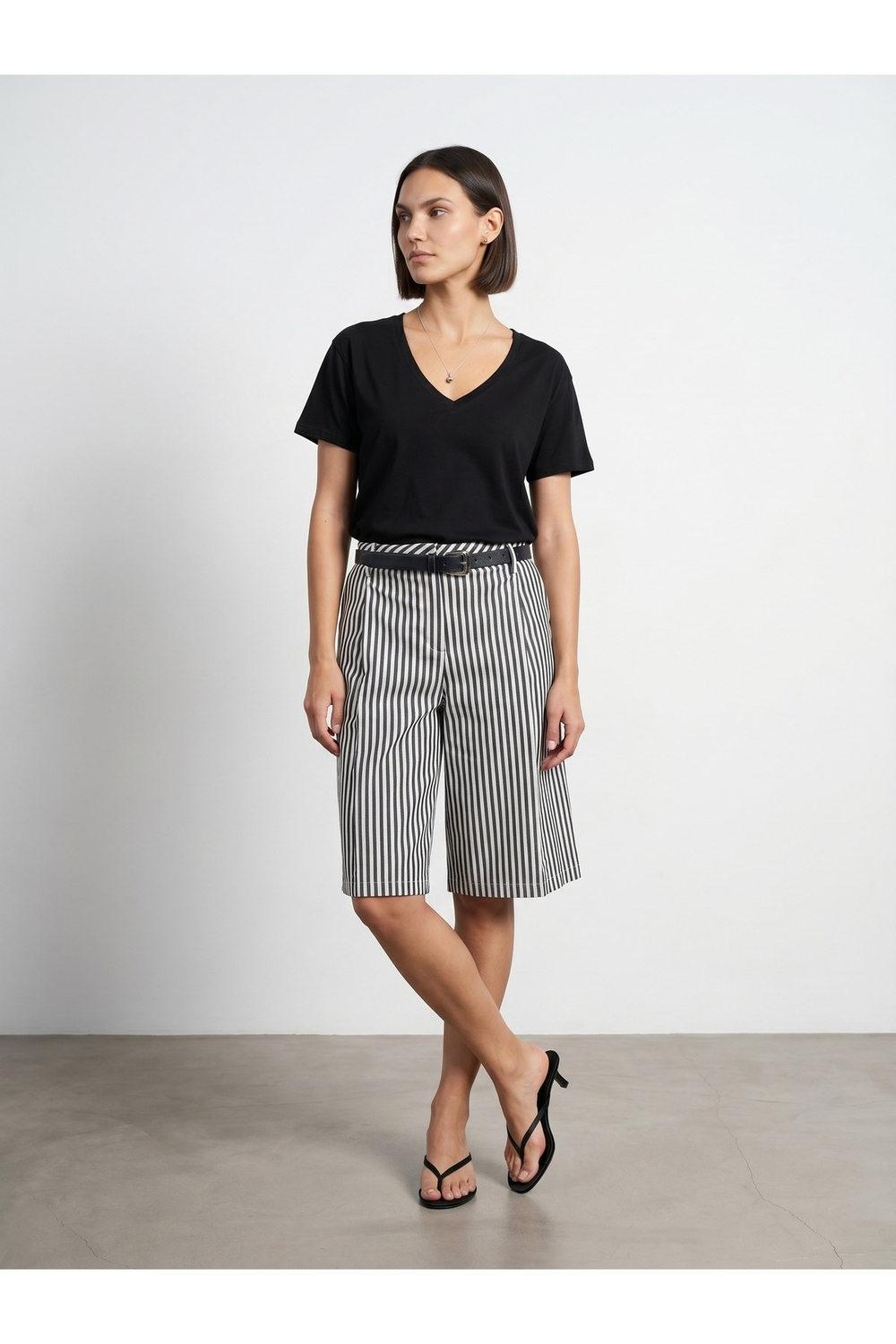 32847-lyocell-karisimli-v-yaka-t-shirt-c0-4cf.jpg