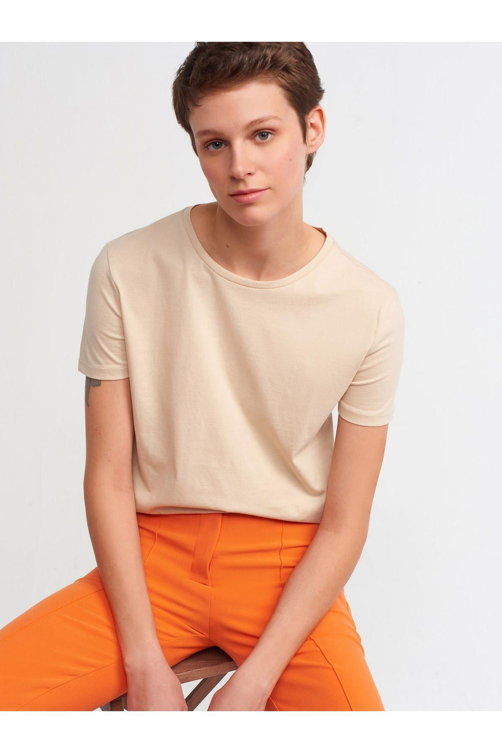 3471-bisiklet-yaka-basic-t-shirt-bej-a-722a.jpg