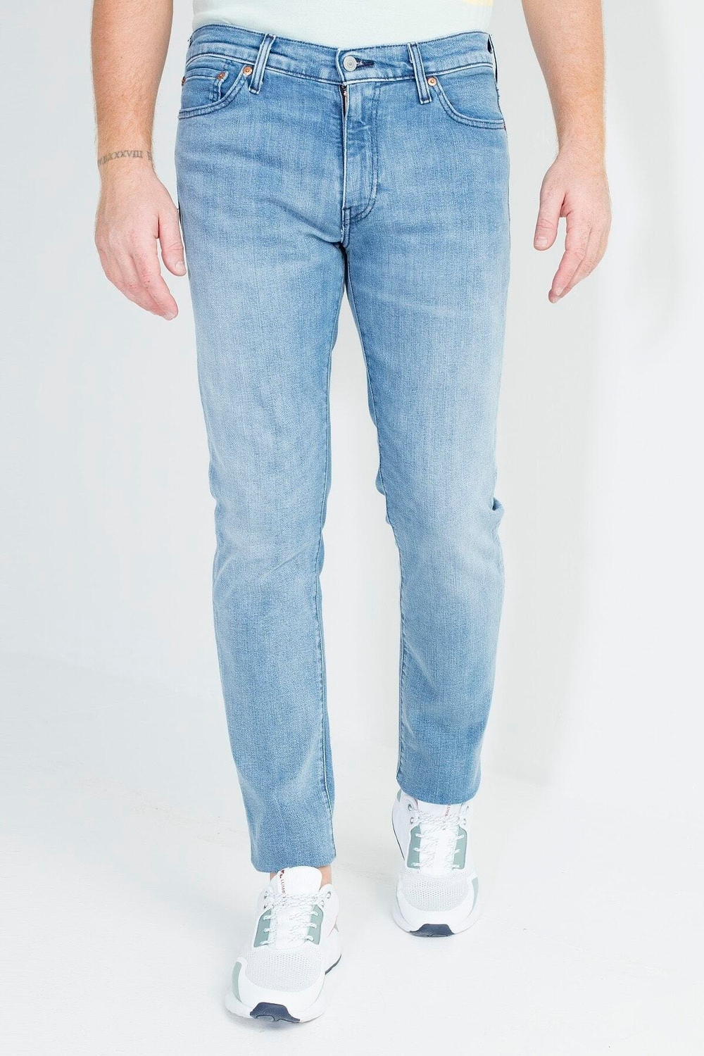 511-slim-fit-erkek-jean-pantolon-east--d4-bde.jpg